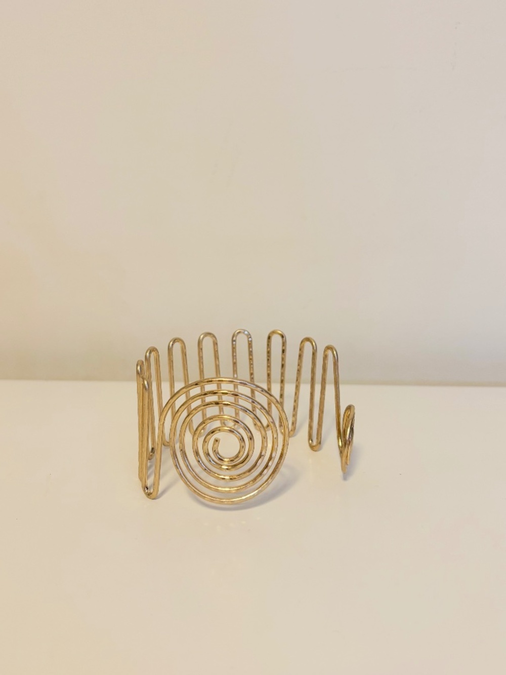 Zara Gold Tone Wire Abstract Geometric Design Metal Spiral Line Texture Arm Cuff